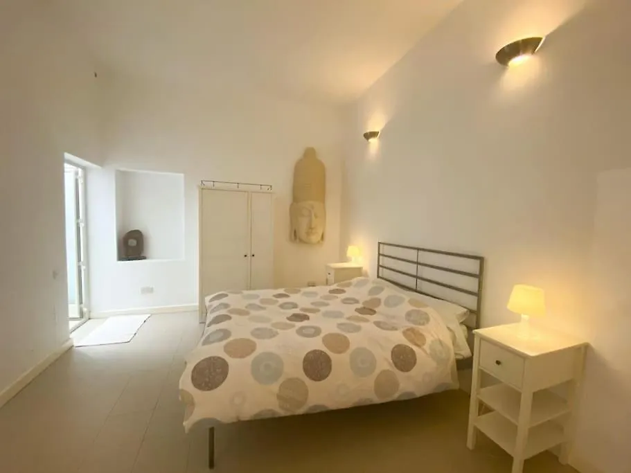 Gizimin, Stylish, Modern, Central Apartment, 37, Triq L-Adrijatiku, San Gwann Saint Julian's 0*,  Malta