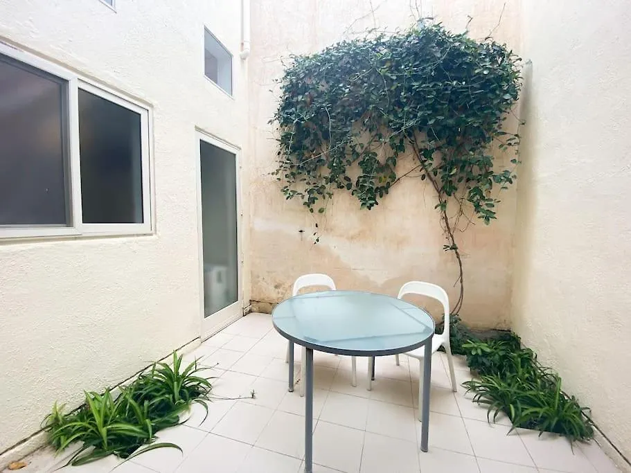 Apartment Gizimin, Stylish, Modern, Central Apartment, 37, Triq L-Adrijatiku, San Gwann Saint Julian's